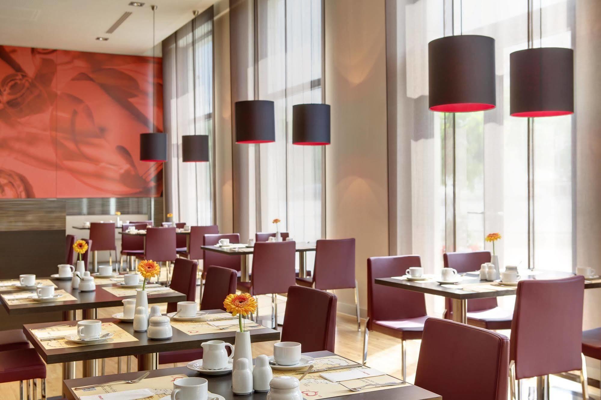 Intercityhotel Leipzig Ngoại thất bức ảnh